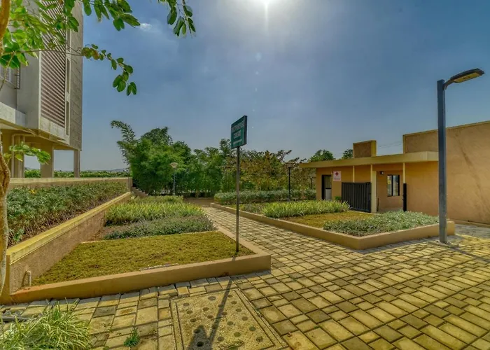 Cozy Studio Near Bhavali Dam
