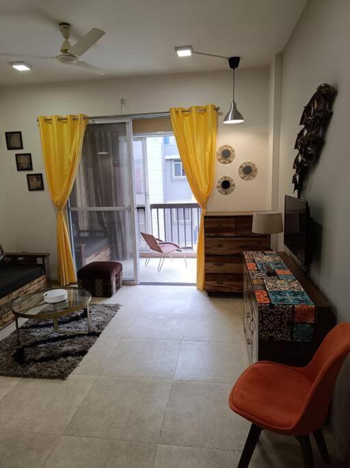 Cozy Near Bhavali Dam Apartment Igatpuri